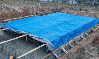 Чому потрібно накривати бетон після заливки: гідратація, захист і якість конструкції
